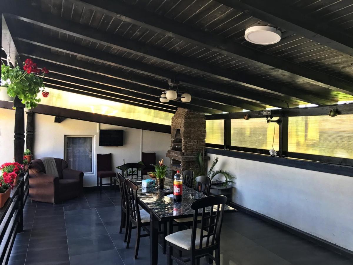 La Dory Apartment Satu Sugatag Ngoại thất bức ảnh